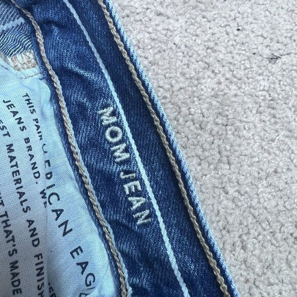 American Eagle Outfitters Mom Jeans Blue White Striped Pockets Size 2 - Picture 6 of 13